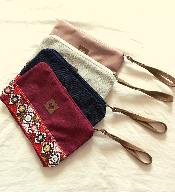 Kit com 4 Necessaires