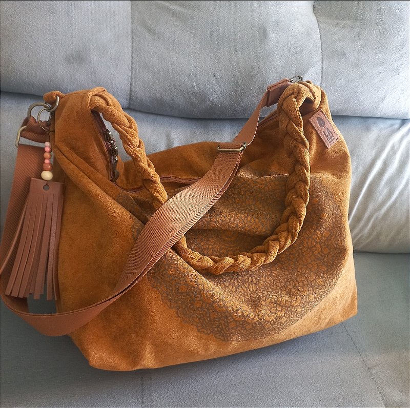 Bolsa aveludada Alça trançada