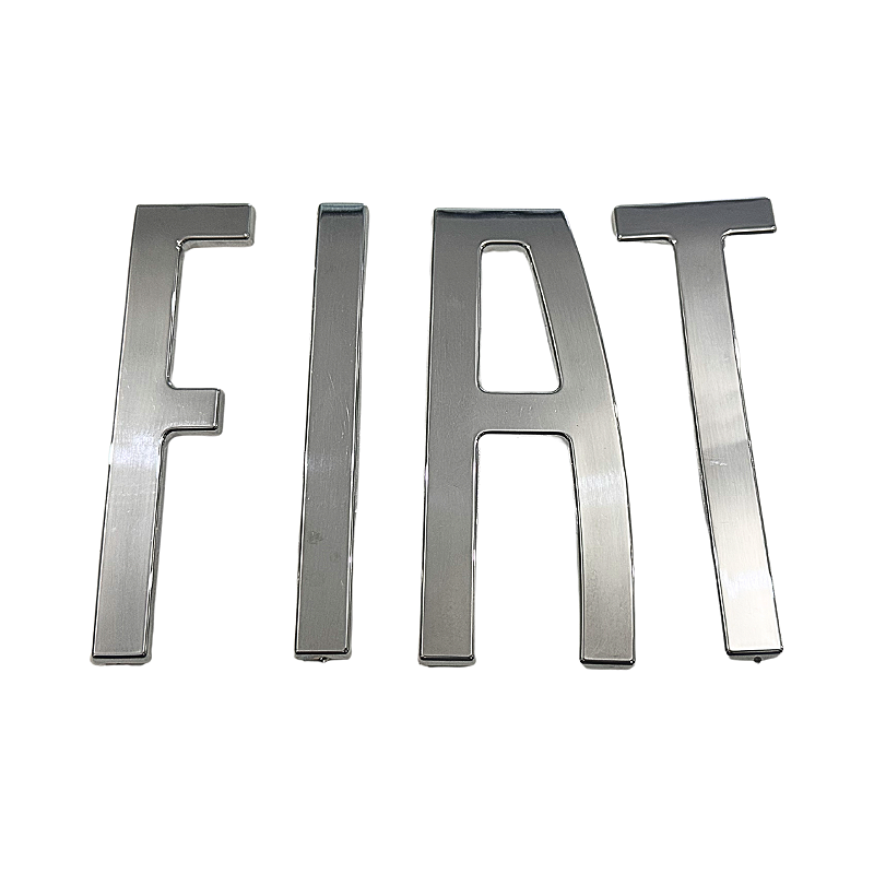 Embrema Tampa Tras. Fiat Argo/mobi 16/ - 1002373160 - Swiss Auto Peças ...