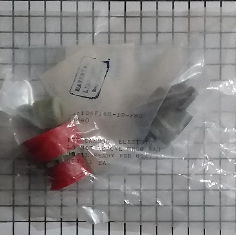 CONECTOR - CA3106F16S-1P-F80 - Fibraer
