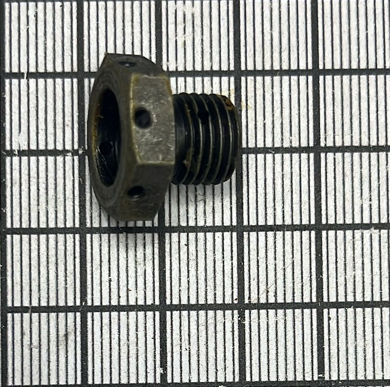 PLUG - AN814-4CL - Fibraer