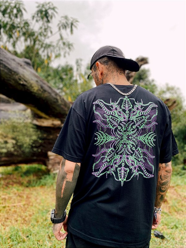 Camiseta 100% Algodão Premium Alucinarium - Neorganic Roxa