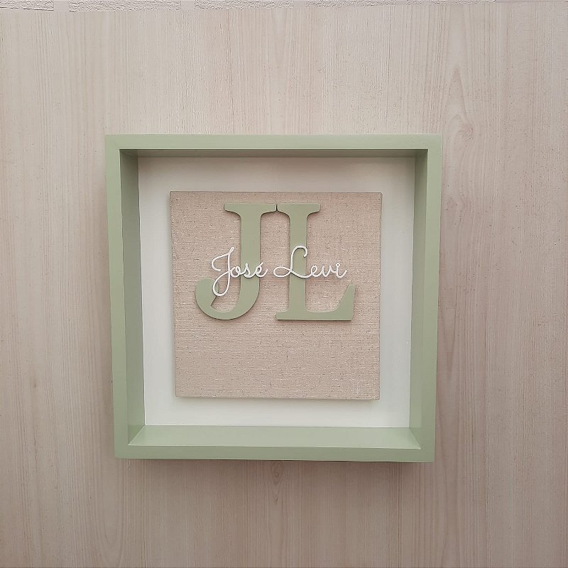 Nicho com letra e nome para porta maternidade amigurumi