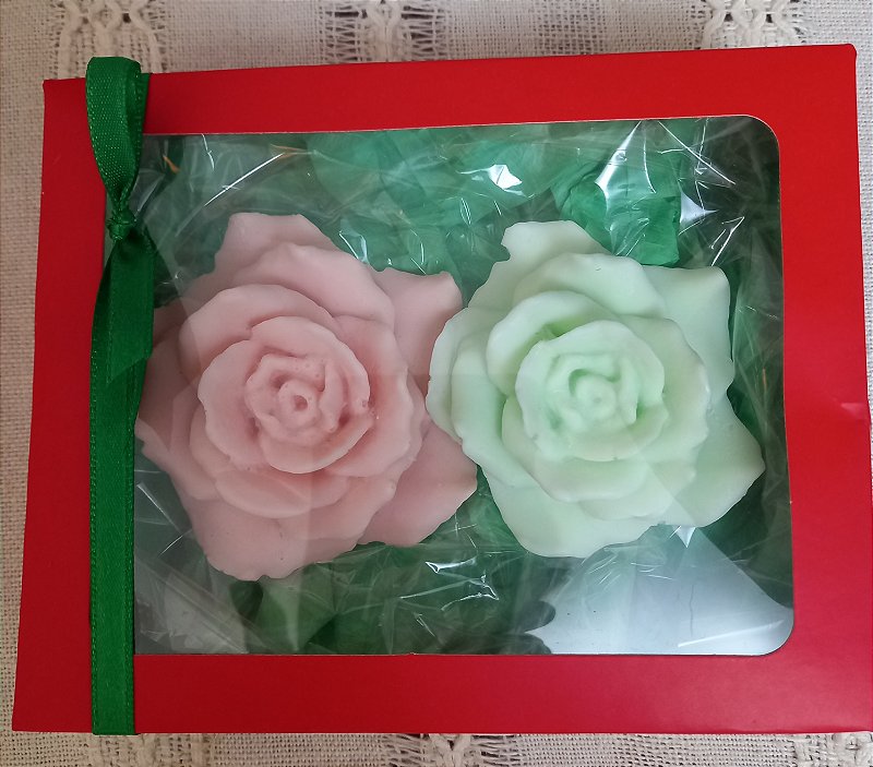 Caixa Vermelha com 02 Sabonetes Rosas 90g
