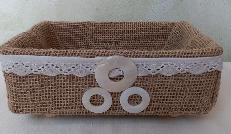 Caixa de Papelão Coberta com Juta Tam M