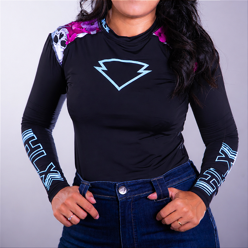 Blusa Segunda Pele Feminina Caveira Flores — vista frontal do produto