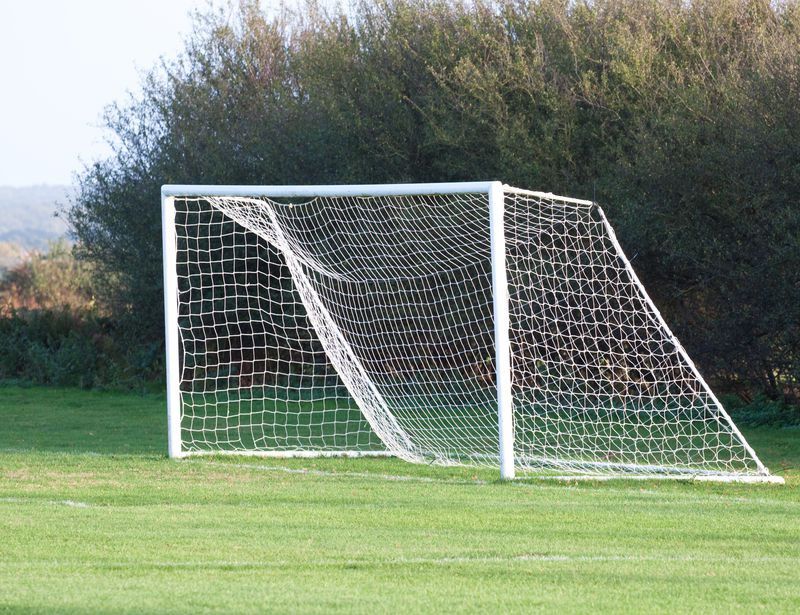 Campo de Futebol Oficial: Tamanho e Medidas