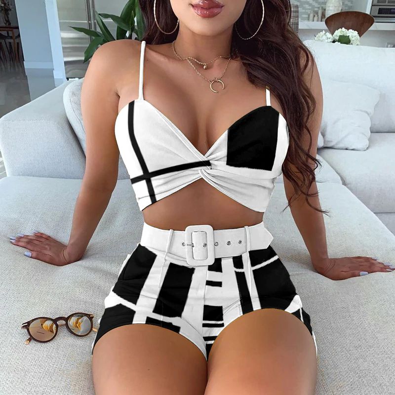 conjuntinho de cropped e short