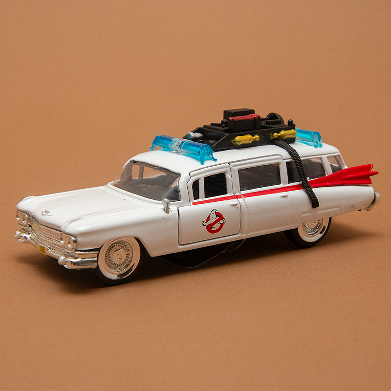 Miniatura Ecto-1 Ghostbusters 1:32 – Jada Toys - Garagem das Antigas