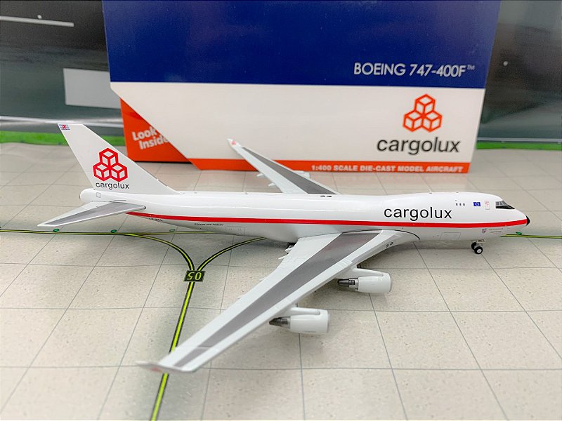 Miniatura Avião - Boeing 747-400F - Cargolux Retro - 1:400