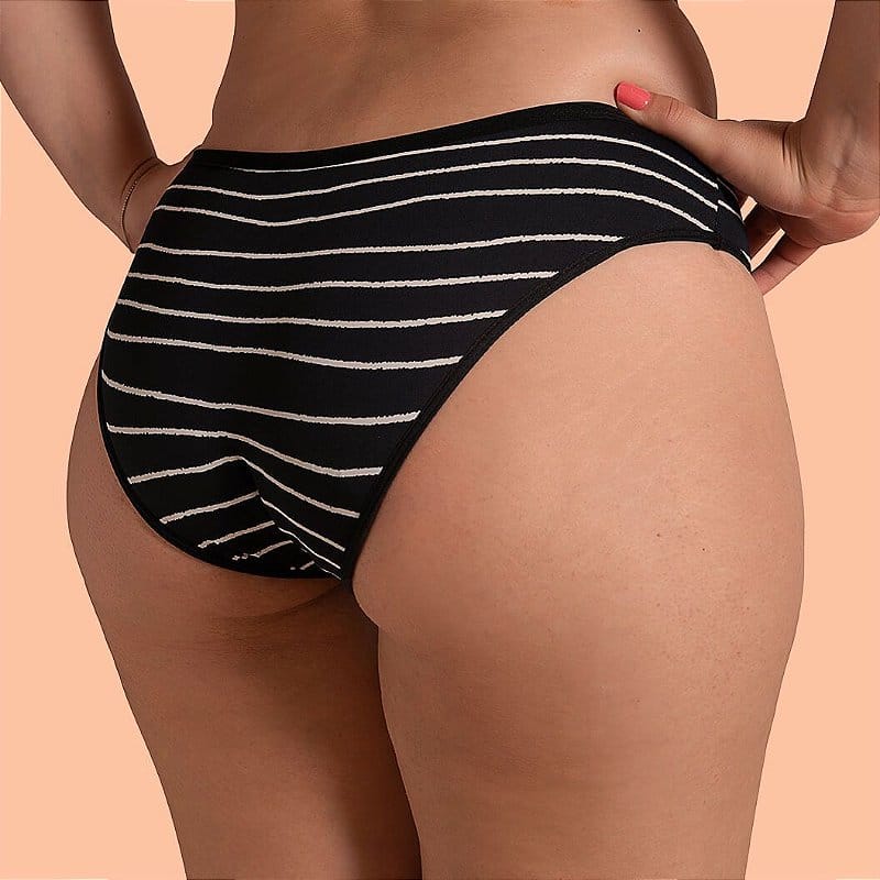 Calcinha Menstrual Básica - Preta e Branca