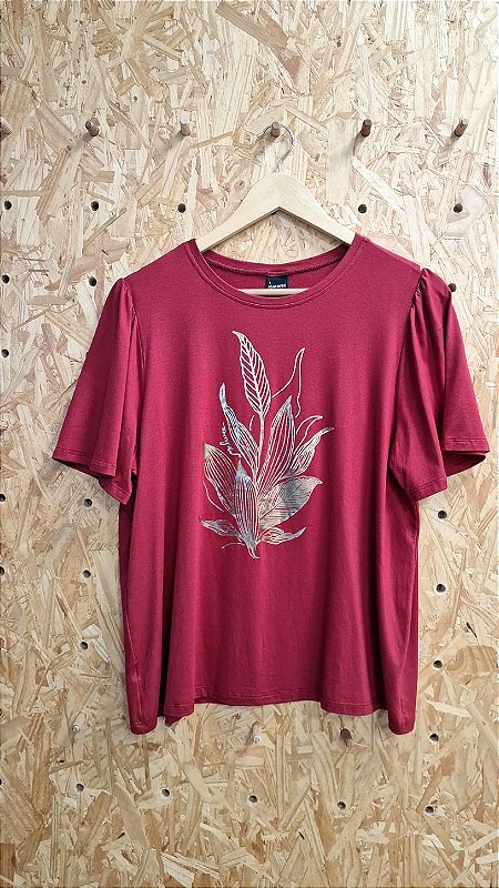 Camiseta Básico Vermelha Flor Dourada G
