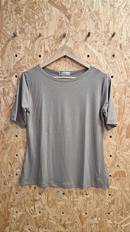 Blusa Manga 1/3 em Viscolycra Najô