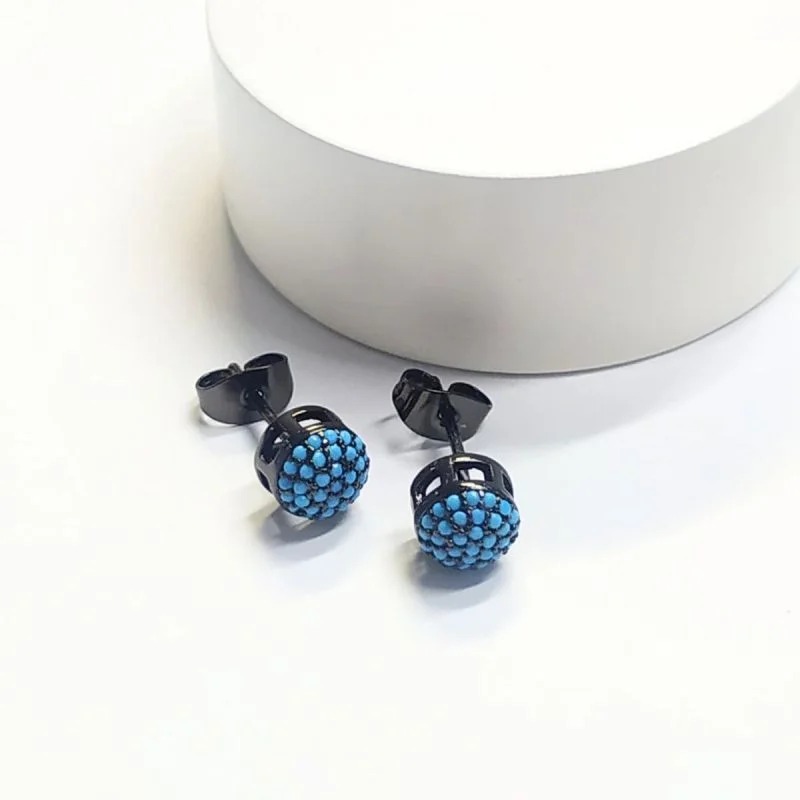 Brinco Meia Bola Cravejado Nano Turquesa  Banhado em Ródio Negro