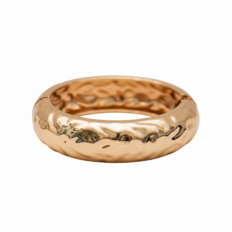 Bracelete Feminino Martelado Grosso Feminino Banhado Ouro