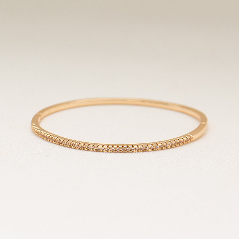 Bracelete Feminino Cravejado Fino Moderno Banhado a Ouro Dourado
