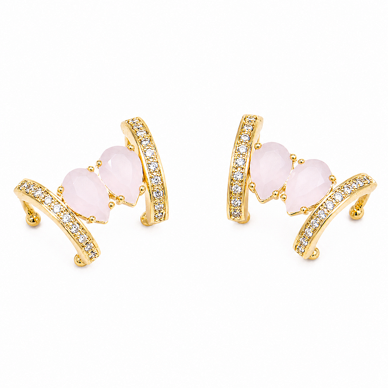 Brinco Piercing Fake Orelha Rosa Cravejado Folheado Ouro