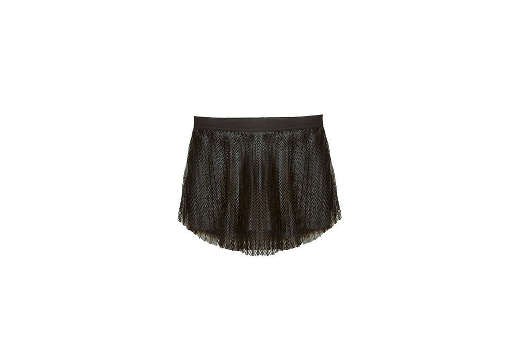 short plissado preto