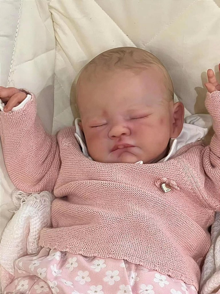 Bebê Reborn recém nascida Elie Sue menina detalhes realistas