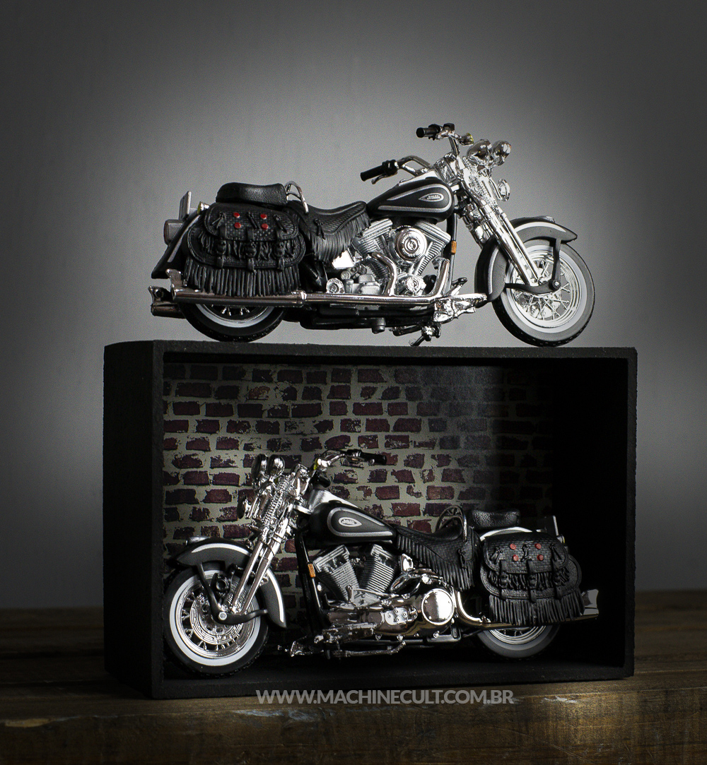 Miniatura Moto Harley-Davidson Heritage Maisto escala 1:18