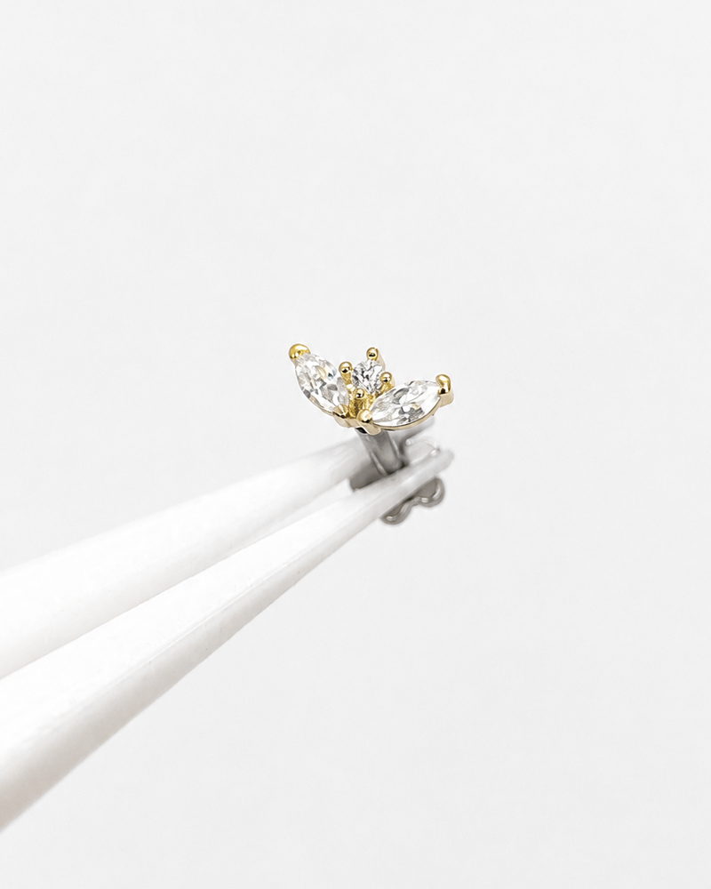 Piercing Labret Fleur Moissanite Ouro 18k Coleção Signature