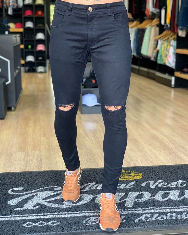 tenis preto com calça jeans masculino