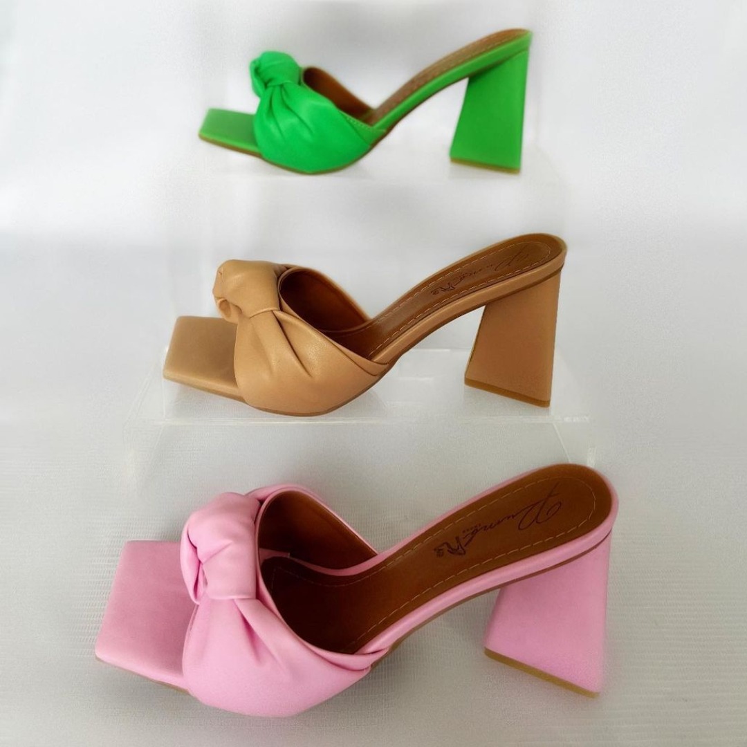 Pumb Shoes — Cores