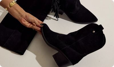 Detalhes capas removíveis e franjas Bota Boho 3 em 1 Preta