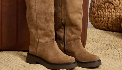 Detalhes Bota Rubia Marrom