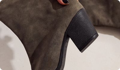 Salto alto Bota Viena Cinza