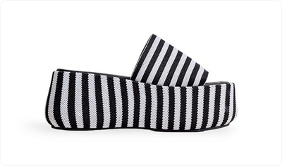 Tamanco Plataforma Feminino Brisa Preto e Branco