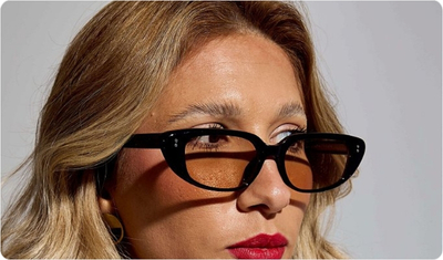 Óculos Bruna Salmão Look Versátil