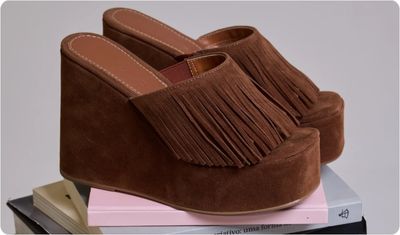Tamanco Aria Camel Look Versátil