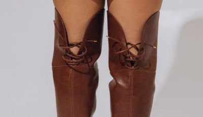 Look com Bota Cano Longo Zuna Preta