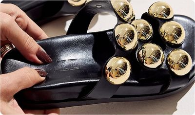 Detalhes Papete Dara Preta