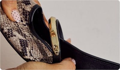 Detalhes Sapatilha Estela Cobra