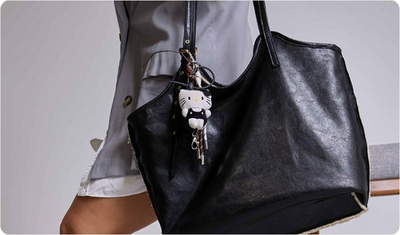 Bolsa FLOW 2 em 1 em diferentes posições