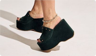 Tamanco Haru Verde Look Versátil