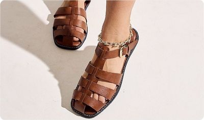 Sandália Hikari Camel Look Versátil