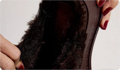 Detalhes Mule Iuna Marrom