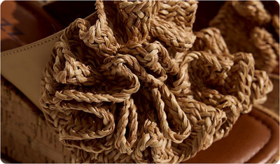 Detalhes Tamanco Kala Bege