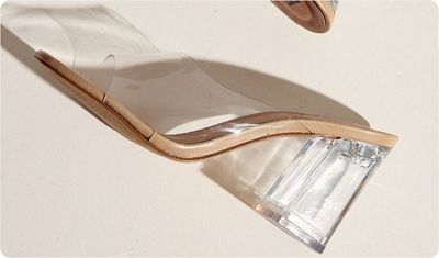 Detalhes Tamanco Kendall Bege