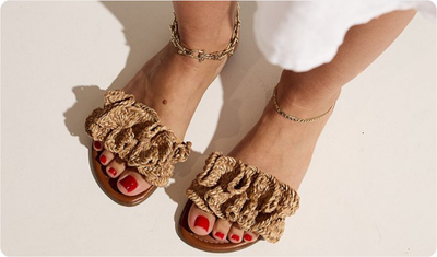 Rasteira Lani Bege Look Versátil