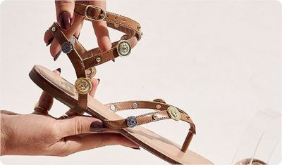 Detalhes Sandália Livi Camel