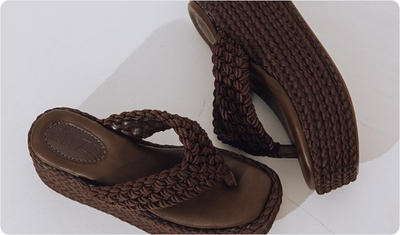 Detalhes Tamanco Malini Marrom