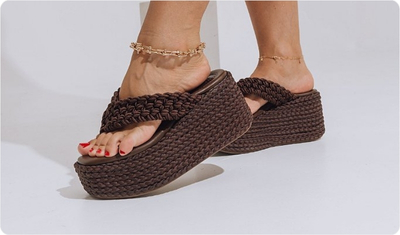 Tamanco Malini Marrom Look Versátil