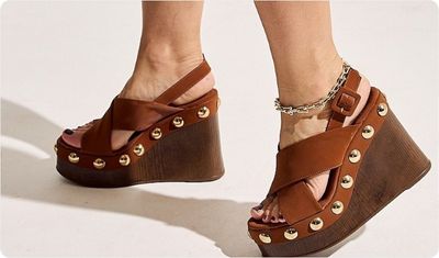Sandália May Camel Look Versátil