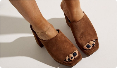 Estilo Tamanco Nísia Camel