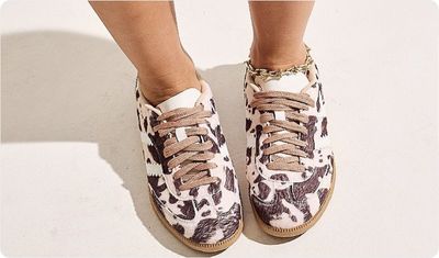 Estilo Tênis Otavia Off White com Marrom