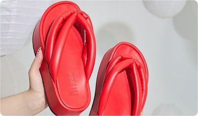 Chinelo Flatform Puffer Sakura Vermelho